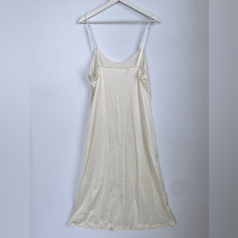 Vintage Vanity Fair Off-White Long Nylon Slip Size 38 - Picture 5 of 8